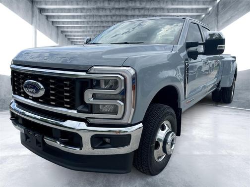 2026 Ford F-350 Lariat Super Duty
