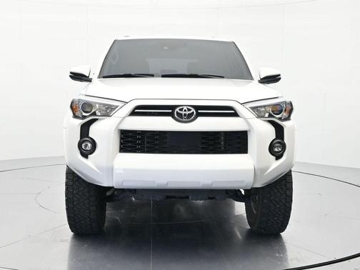 Ice 2023 Toyota 4Runner SR5 Premium