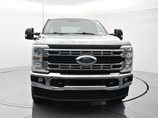 Gray Metallic 2025 Ford F-250 XLT