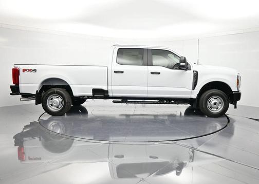 Oxford White 2026 Ford F-350