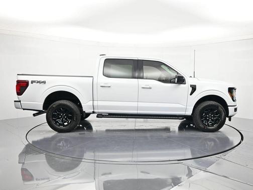 Oxford White 2026 Ford F-150 XLT