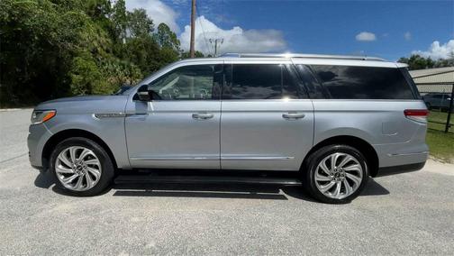 2023 Lincoln Navigator L Reserve