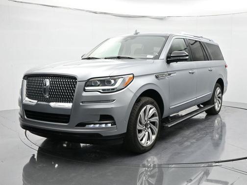2023 Lincoln Navigator L Reserve