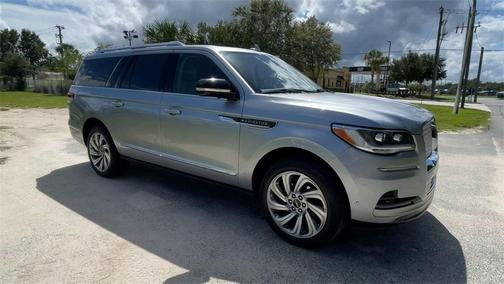 2023 Lincoln Navigator L Reserve
