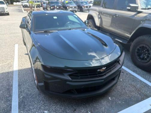 Green Metallic 2020 Chevrolet Camaro 1LT