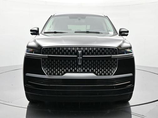 2026 Lincoln Navigator L Premiere