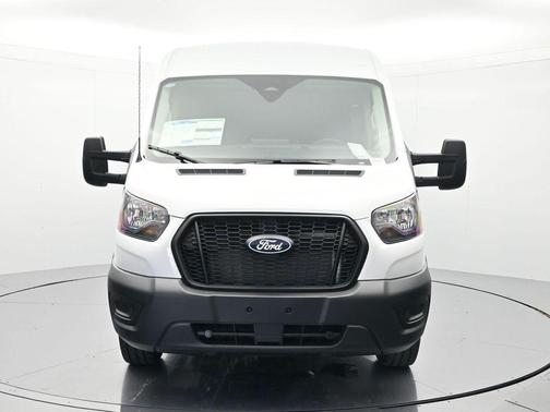 Oxford White 2026 Ford Transit-250 148 WB Medium Roof Cargo