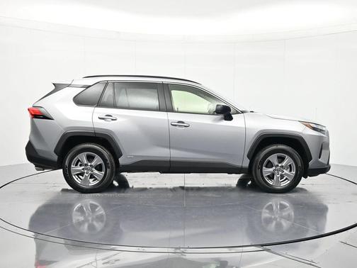 Silver Sky Metallic 2025 Toyota RAV4 Hybrid LE