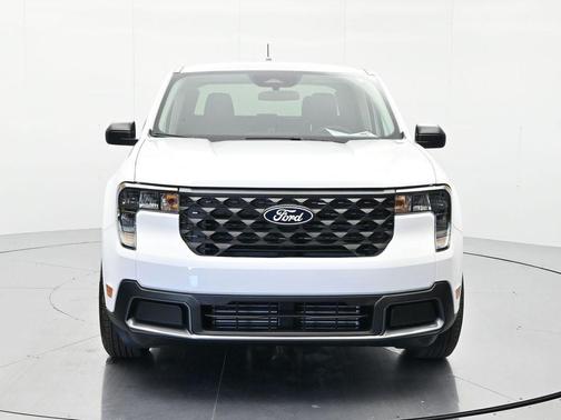 Oxford White 2025 Ford Maverick XLT