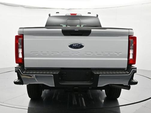 Oxford White 2026 Ford F-250 XL