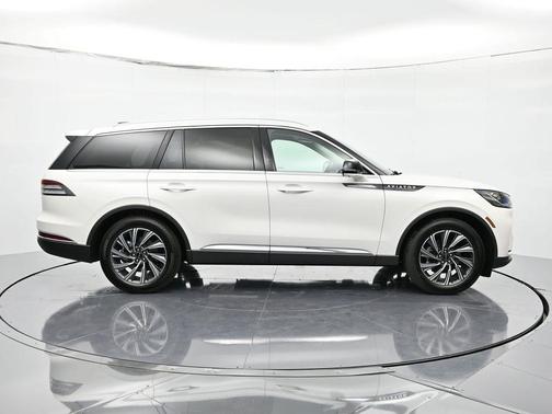 2025 Lincoln Aviator Premiere