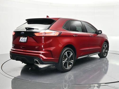 Ruby Red Metallic 2019 Ford Edge ST