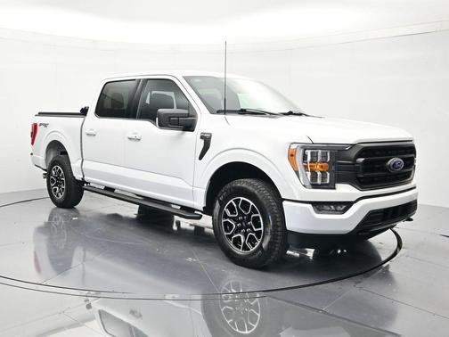 Oxford White 2023 Ford F-150 XLT