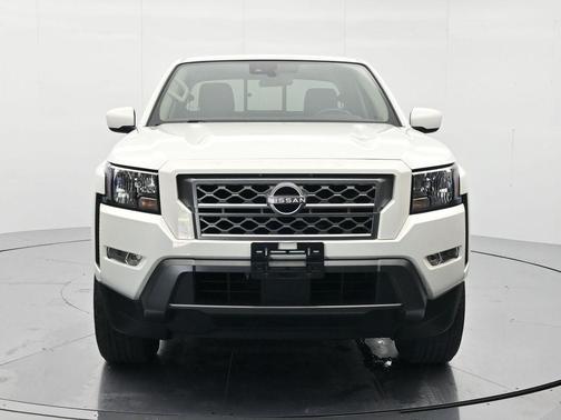 Glacier White 2022 Nissan Frontier SV
