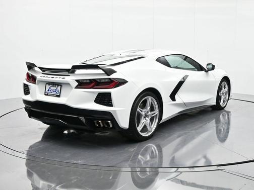 2020 Chevrolet Corvette Stingray w/2LT