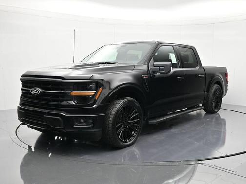 Agate Black Metallic 2026 Ford F-150 XLT