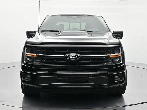 Agate Black Metallic 2026 Ford F-150 XLT