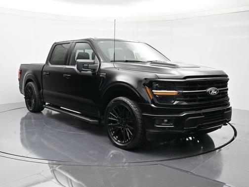 Agate Black Metallic 2026 Ford F-150 XLT