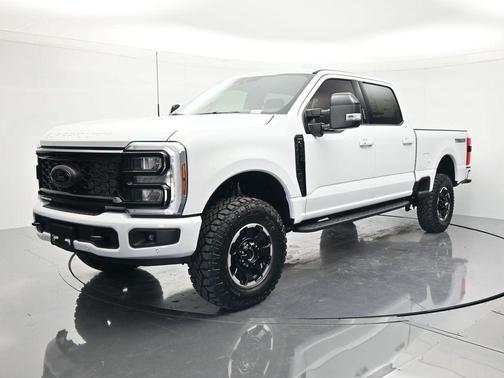 Oxford White 2026 Ford F-250 Lariat