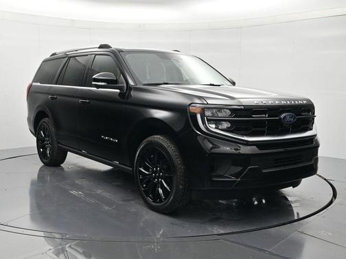 Agate Black Metallic 2026 Ford Expedition Platinum