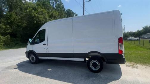 2025 Ford Transit-250 148 WB Medium Roof Cargo