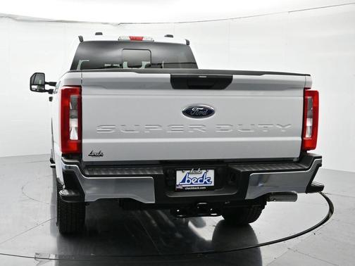 Oxford White 2026 Ford F-250 XL
