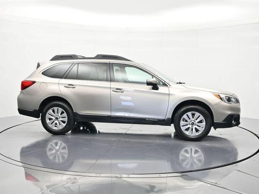 Tungsten Metallic 2017 Subaru Outback 2.5i Premium