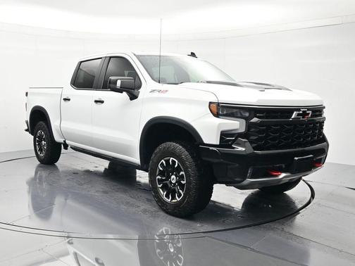 Summit White 2024 Chevrolet Silverado 1500 ZR2