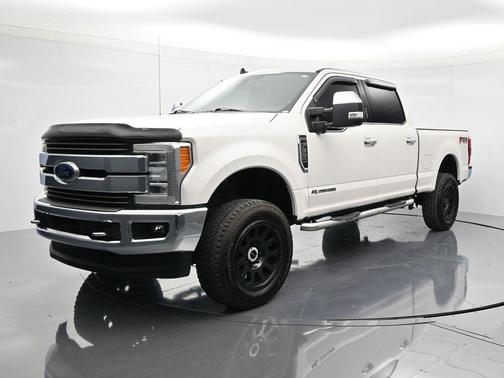White Platinum 2019 Ford F-350 King Ranch