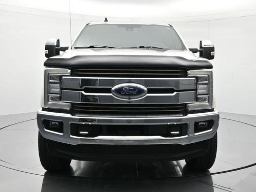 White Platinum 2019 Ford F-350 King Ranch