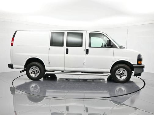 2024 GMC Savana 2500 Work Van