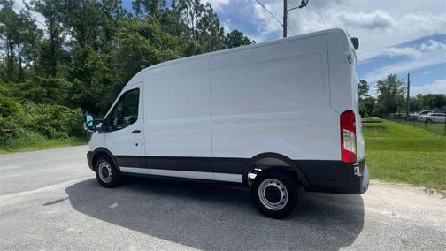 2025 Ford Transit-250 148 WB Medium Roof Cargo