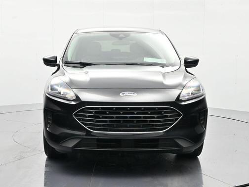 Agate Black Metallic 2022 Ford Escape SE