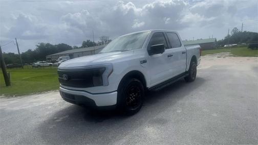 2025 Ford F-150 Lightning XLT