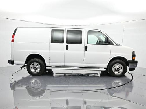 2024 GMC Savana 2500 Work Van