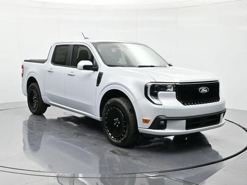 Space White Metallic 2026 Ford Maverick Lobo Standard