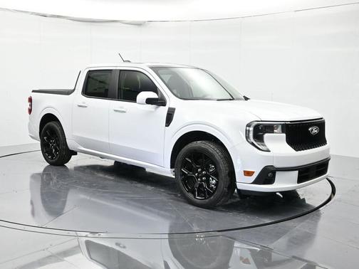 2025 Ford Maverick Lobo Standard
