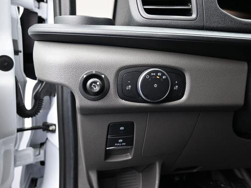 2026 Ford Transit-250 148 WB Medium Roof Cargo