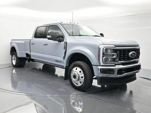 Gray Metallic 2025 Ford F-450 Lariat