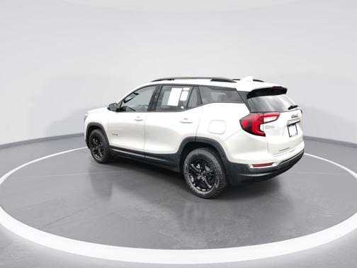 2022 GMC Terrain AT4