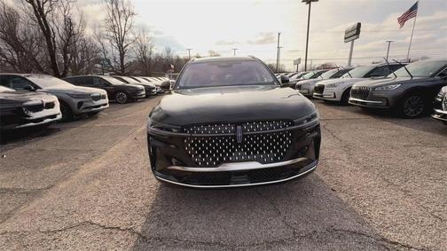 2025 Lincoln Nautilus Reserve