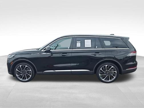 Infinite Black Metallic 2025 Lincoln Aviator Reserve AWD