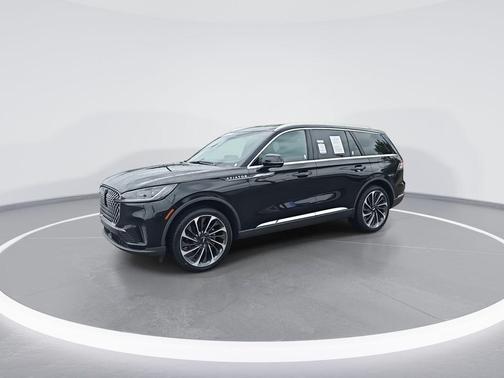 Infinite Black Metallic 2025 Lincoln Aviator Reserve AWD