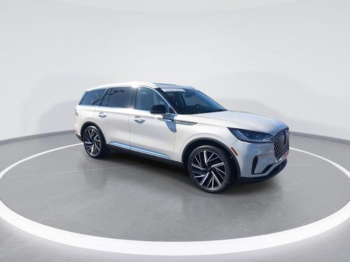 Pearl Metallic 2025 Lincoln Aviator Reserve AWD
