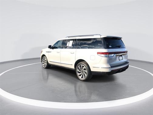 2024 Lincoln Navigator L Reserve