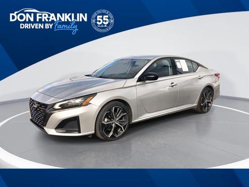 Brilliant Silver Metallic 2024 Nissan Altima 2.5 SR