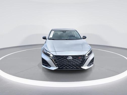Brilliant Silver Metallic 2024 Nissan Altima 2.5 SR
