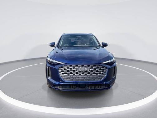 Navarra Blue Metallic 2025 Audi Q5 2.0T quattro Premium