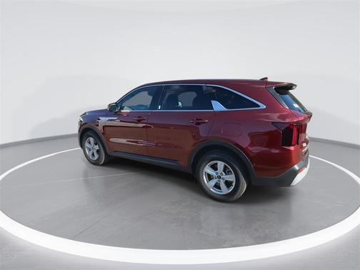 2025 Kia Sorento LX