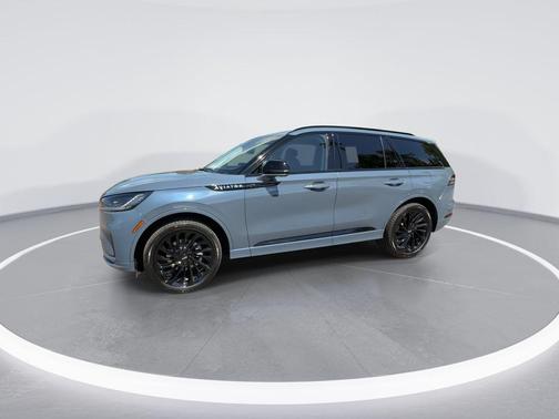 Whisper White 2026 Lincoln Aviator Reserve AWD